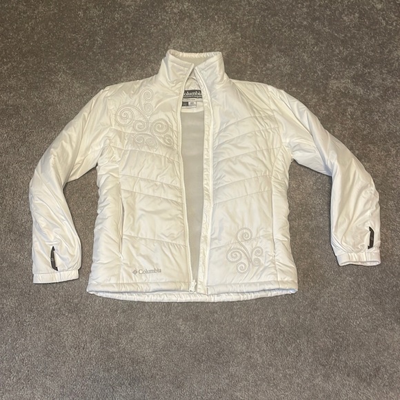 Columbia Jackets & Coats Amazing White Columbia Jacket W Pockets